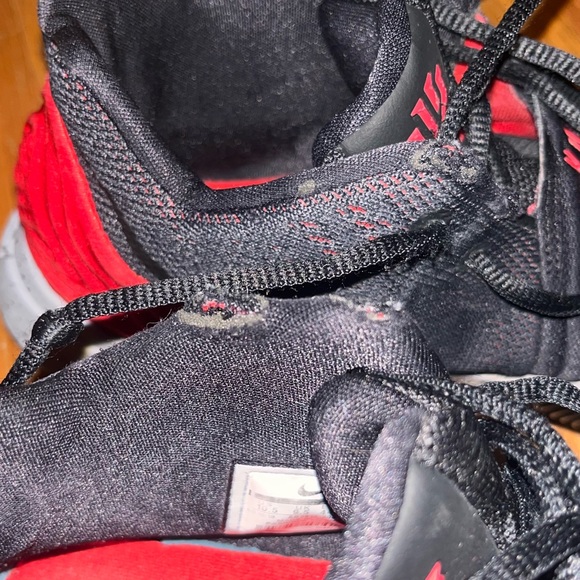 COPY - Mens Nike Kyrie 5 Athletic Shoe - Picture 6 of 7